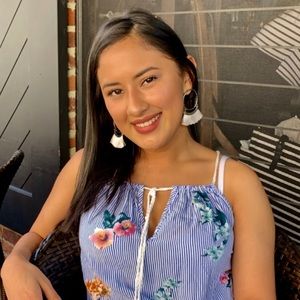 Meet your Posher, Jennifer